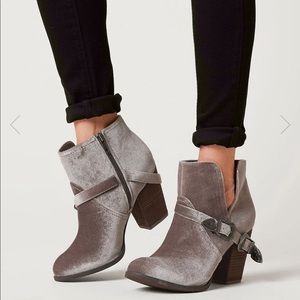 Not Rated Jibu Boots